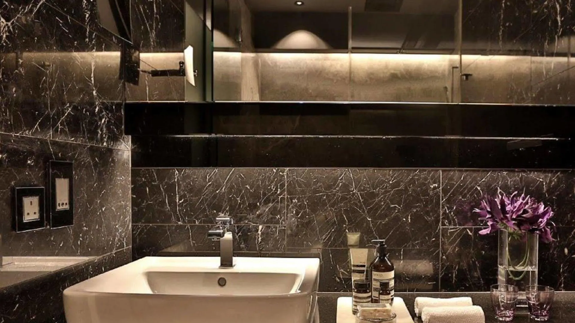 Hotel Pravo Hong Kong China