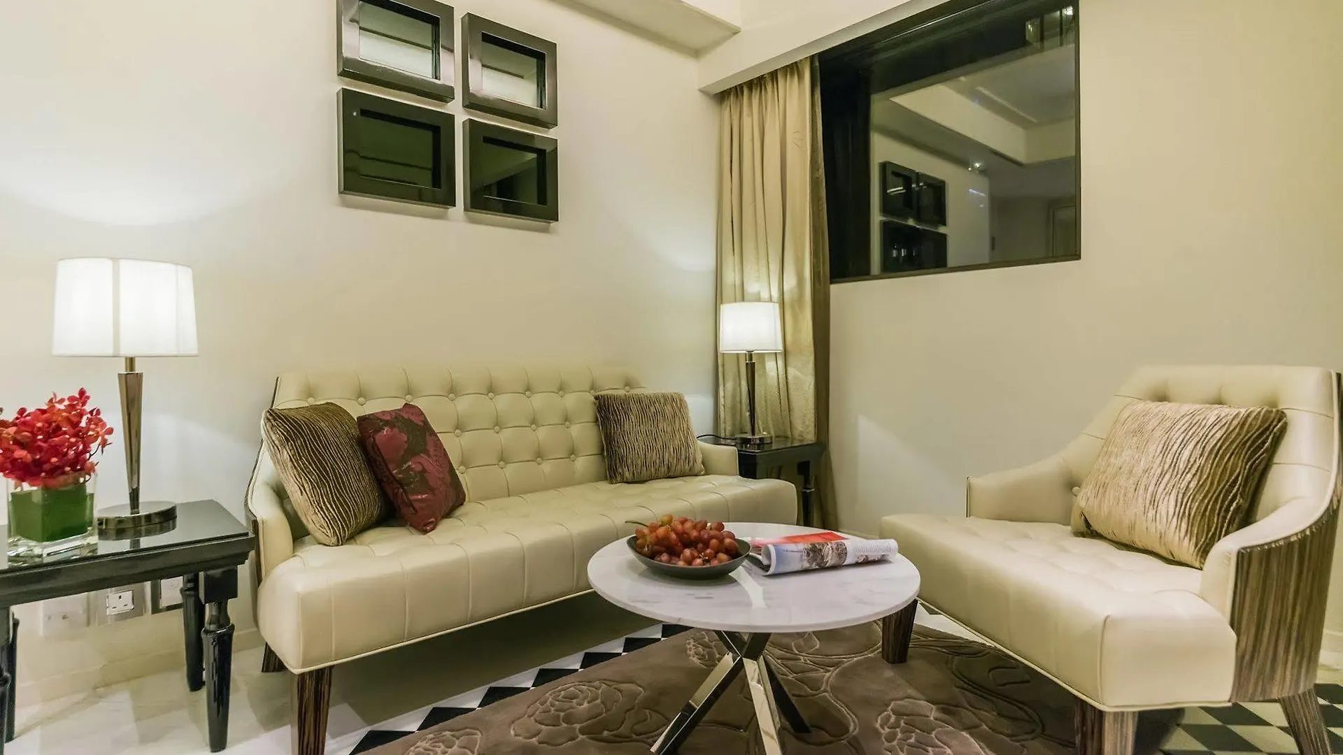 Hotel Pravo Hongkong 4*,